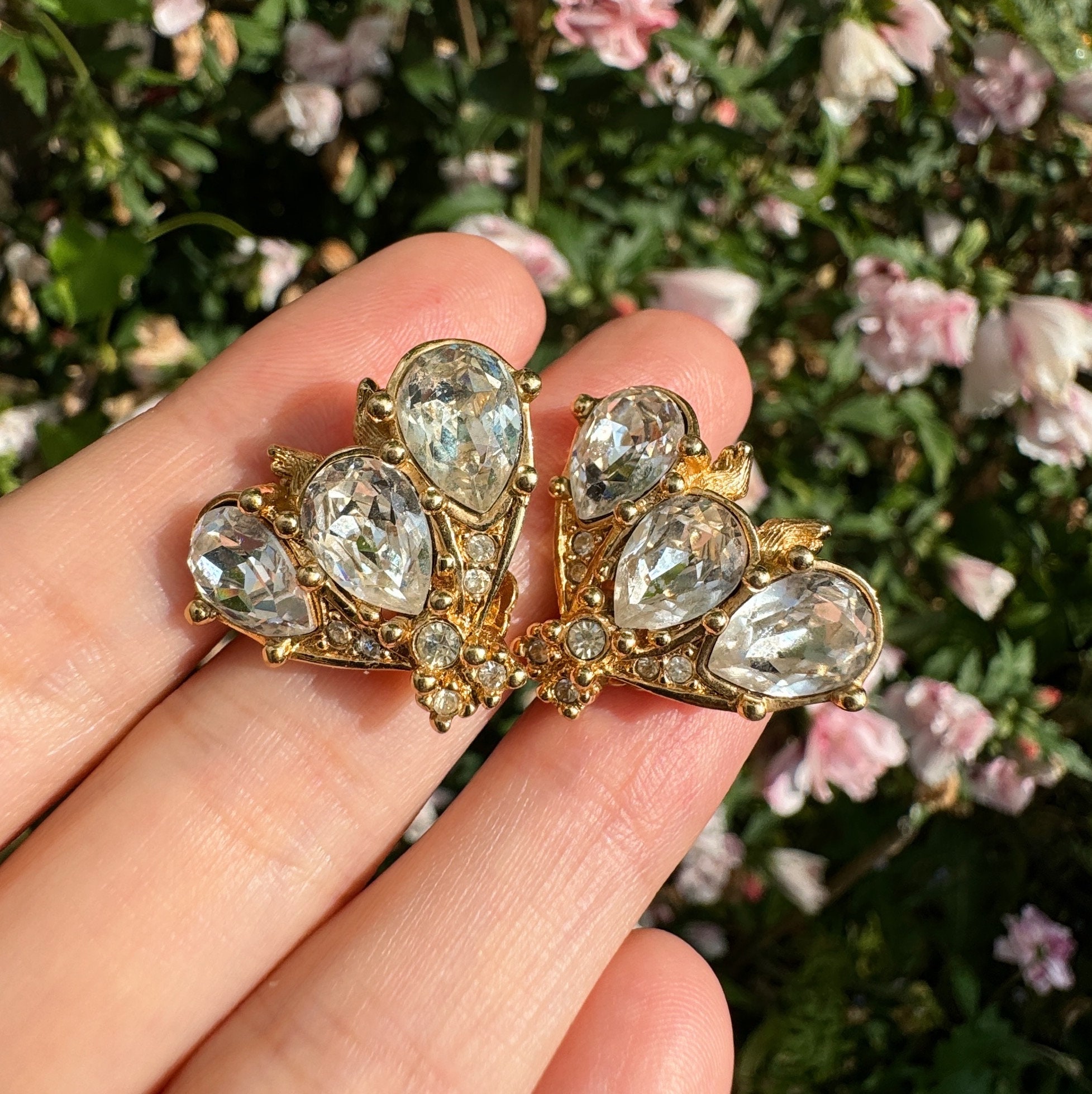 Vintage 1980s Christian Dior Gold Bee Pendant & Earrings Set Vintage 1980s Christian Dior Gold Bee Pendant & Earrings Set