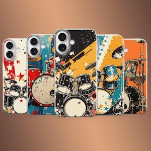 Op de afbeelding: Een verzameling telefoonhoesjes met kleurrijke drumstelontwerpen. Elk hoesje toont een andere artistieke stijl, met levendige kleuren en abstracte elementen. De hoesjes zijn ontworpen voor verschillende telefoonmodellen.