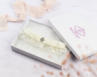 Wedding Garter - Bridal Garter - Embroidered Bridal Garter UK - Vintage Inspired Garter Set - Bridal Garter UK - Embroidery also avilable