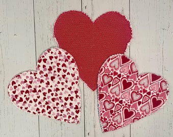 Raggy edge heart table topper reversible