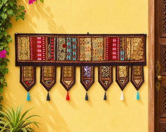 Toran marrone patchwork fatto a mano, Bandarwal indiano boho, decorazione ricamata per porta, decorazione etnica con nappe