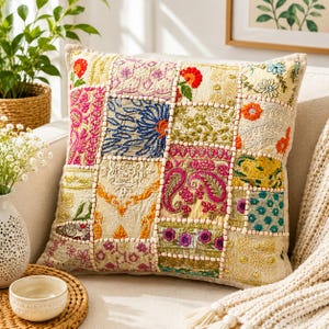 Housse de coussin patchwork blanche 16 x 16 pouces | Coussin décoratif en coton brodé | Accent de canapé neutre