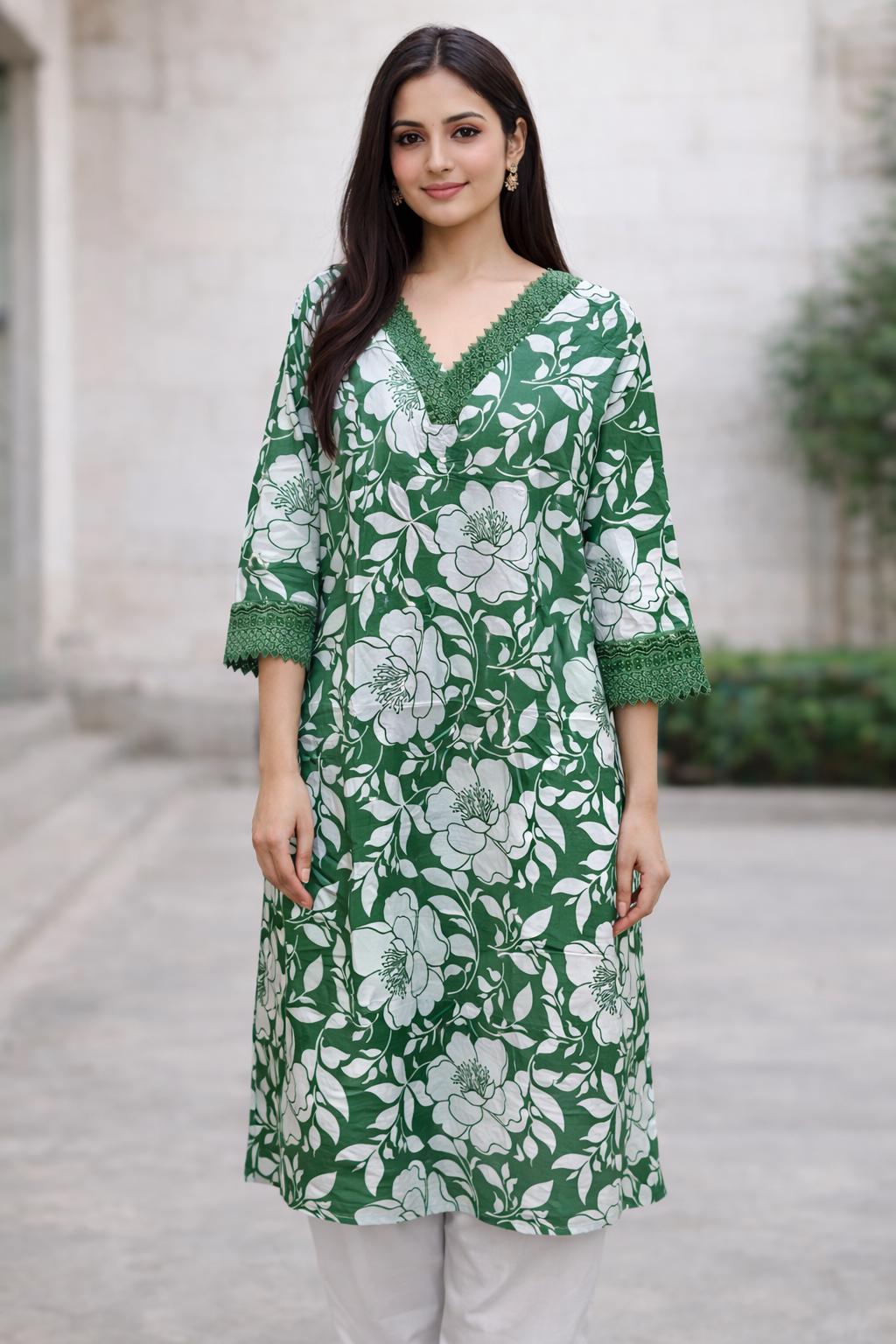 Abito Lungo Etnico Maxi Boho – Floreale Ricamato, Scollo A V, Maniche A Campana, Multicolore