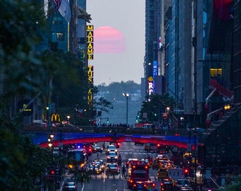 Manhattanhenge on 42nd Street - New York City Photography