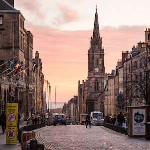 Sunrise over the Royal Mile - Edinburgh Scotland - United Kingdom Photography