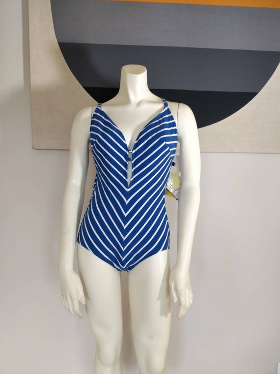 NWT Vintage Robby Len Striped Blue and White Low … - image 3