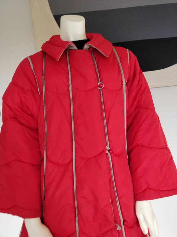 Vintage Reversible Puffy Jacket with  Scallop Edge - image 5