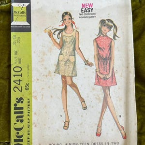 VINTAGE McCalls 2410 | Young Junior Teen Dress Pattern | Size 13 14 | UNCUT