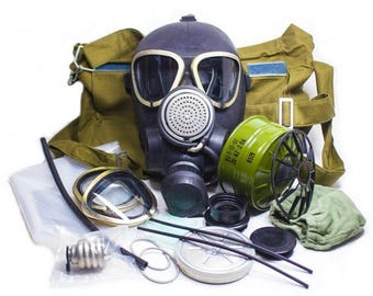 PMK-2 Gasmaskset – Militär överskottsrespirator med vätskesystem, väska