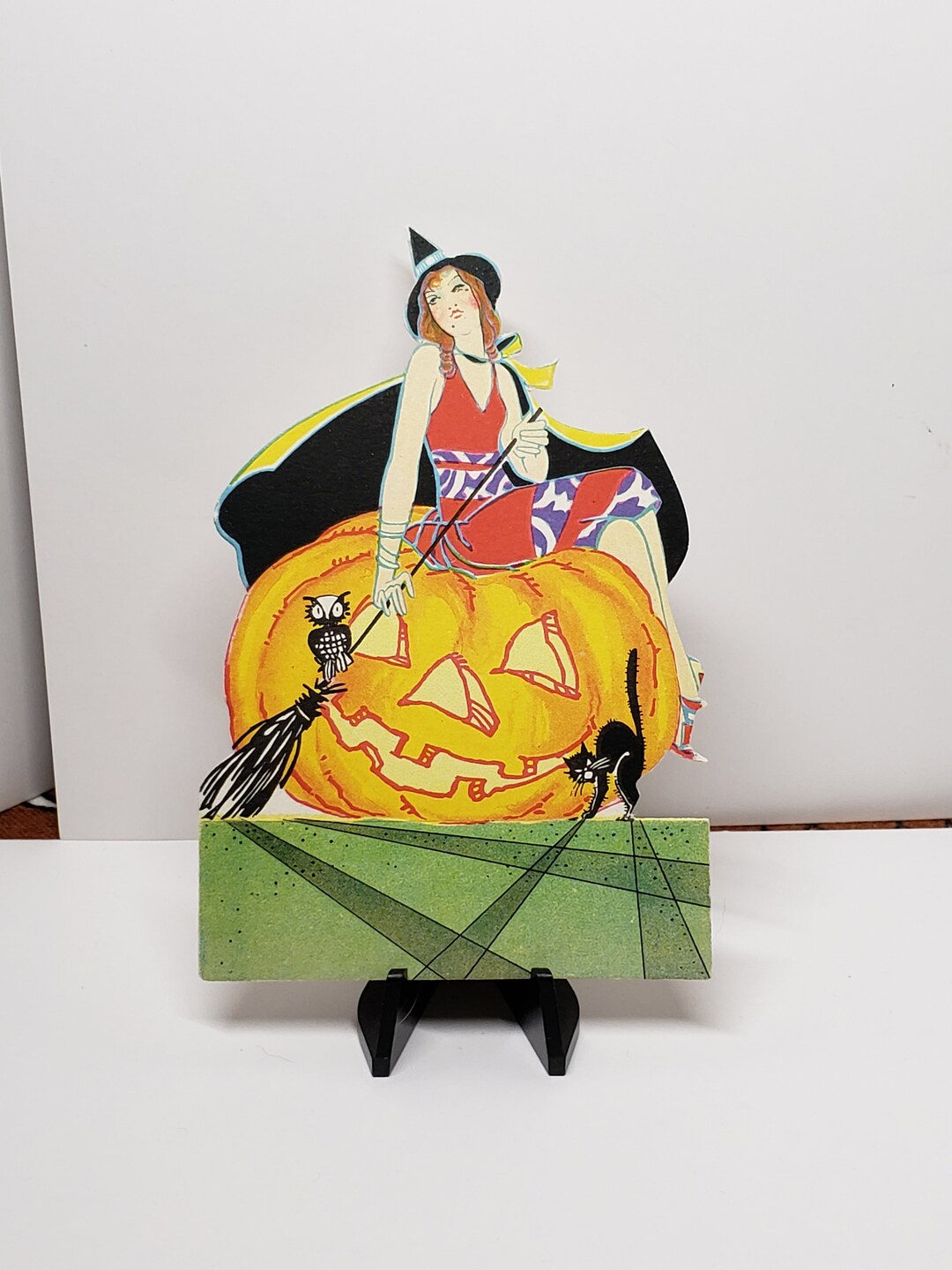 1920's Art Deco Die Cut Unused Halloween Place Card Pretty Witch ...