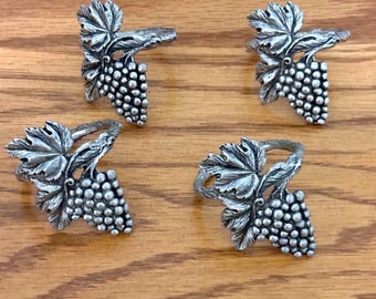 Vintage 1997 UP Pewter Grape Cluster Napkin Rings Set of 4 Silver Tone Vineyard