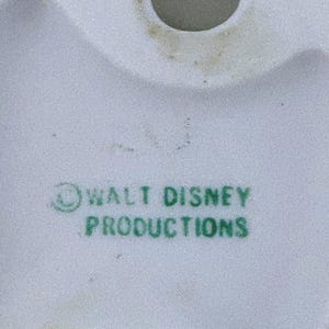 Vintage Walt Disney Productions Minnie Mouse Wind Blown Ceramic Figurine 1970's afbeelding 5