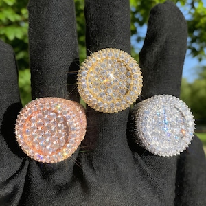 18K Iced Out Runder Ring | Stapelbarer Hip Hop Ring für Männer | Streetwear Statement Ehering | Jubiläum Geburtstagsgeschenk für Ihn