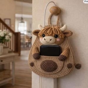 Highland Cow Couch Organizer Crochet Pattern PDF – Armrest Caddy with Cup Holder, Cute Amigurumi Home Decor