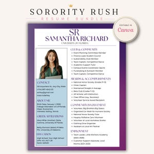 Pode incluir: Um modelo de Sorority Rush Resume Bundle com borda roxa e fundo branco. O documento inclui seções para contato, sobre mim, educação, clubes, prêmios e emprego. Inclui um emblema circular do Canva.