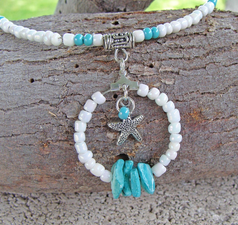 Beaded Memory Wire Choker Necklace With Turquoise Coral Chips Etsy