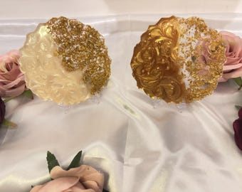 Zestaw złotych podstawek z żywicy – ręcznie robiony, elegancki wystrój domu