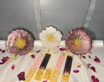 Zestawy podstawek i breloków w kolorze bordowym/bordowym, pudrowym różu i białym