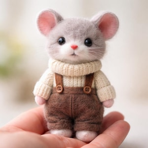 Nadel gefilzte Maus Figur, Woll-Tierspielzeug, Schreibtisch-Dekor, wunderliche Cottagecore-Skulptur