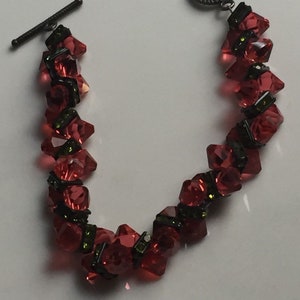 Bracelet en cristal swarovski étincelants en pêche rosé brillant et noir carré de rondelles de citron vert