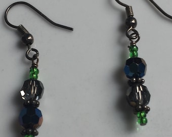 Petite vintage crystal drop earrings