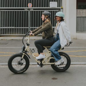 Bicicleta eléctrica biplaza - Fat Street Xtrail GPS - Alarma e intermitentes