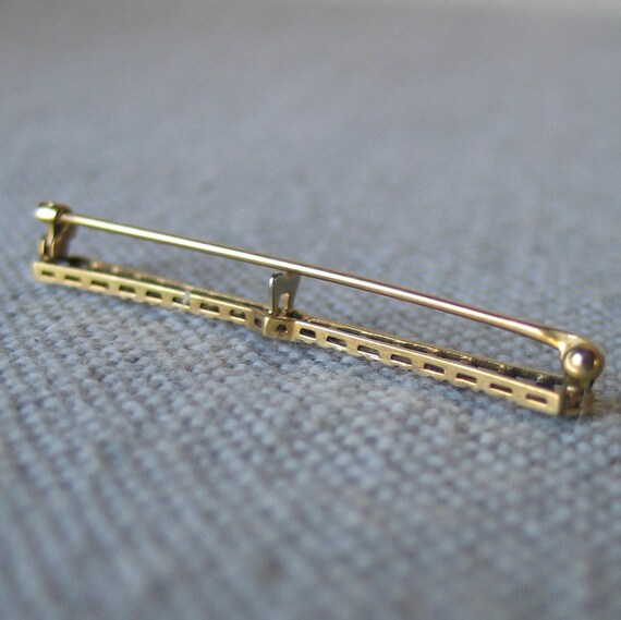 Vintage 14K Gold Bridged Bar Pin with Die Struck … - image 3
