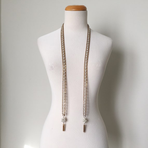 Vintage 1980s Gold Toned Triple Chain Faux Pearl … - image 3