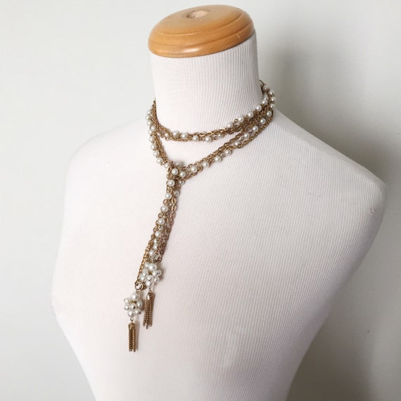 Vintage 1980s Gold Toned Triple Chain Faux Pearl … - image 9