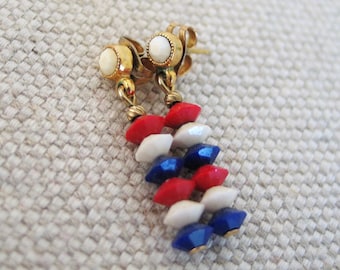 Vintage 1970s Red White and Blue Beaded Pierced Earrings Skinny Dangle