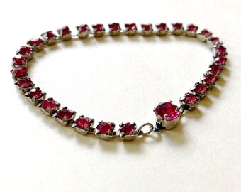 Vintage 1950s Single Strand PINK Rhinestone Evening Formal Event Bracelet VFG