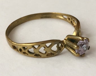 Vintage Gold Toned Ring with Cut Out Hearts and Pastel Purple Stone