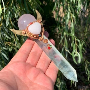 Obelisco de quartzo fluorita natural de 5,9 polegadas (15 cm), cristal de quartzo, varinha mágica em forma de coração esculpida à mão (faça você mesmo), presente de cristal (1 peça).