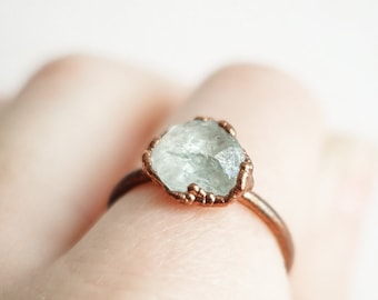 Raw Aquamarine copper ring / rough and natural stone/ Raw gemstone ring / unique piece / Handmade Jewelry