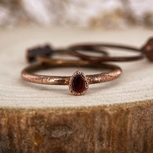 Red garnet copper ring / natural Pear faceted gemstone / Birthstone ring / festival / unique handmade gift image 2