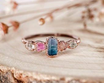 Anello in rame con tormalina multipla e diamante di Herkimer / regalo grezzo e naturale / Anello con gemma grezza / pezzo unico fatto a mano /