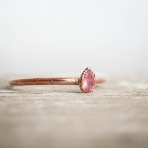 Pink Tourmaline copper ring / natural gemstone/ Pear stone ring / unique piece / Pick your color image 2