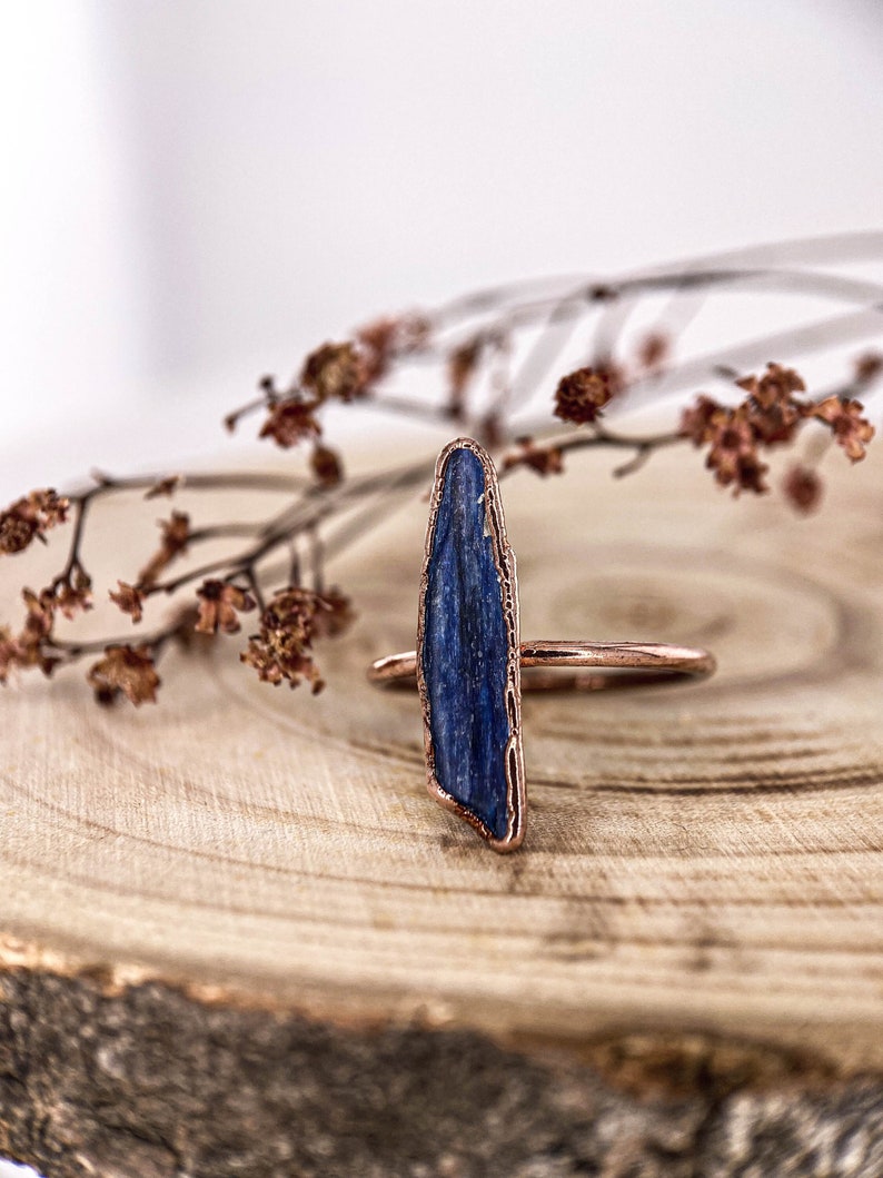 Blue Kyanite copper ring / rough gemstone ring / Birthstone ring / Handmade jewelry / Unique gift for witch image 1