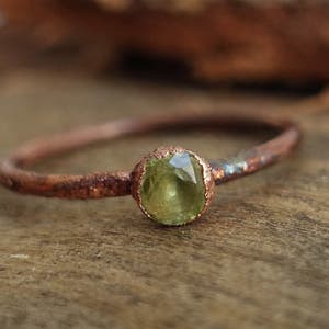 Peridot copper ring / natural faceted gemstone / Raw stone ring / festival ring / unique image 1