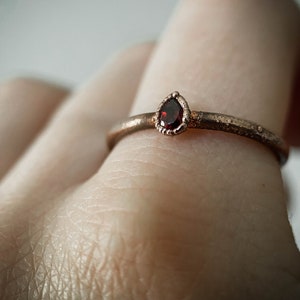 Red garnet copper ring / natural Pear faceted gemstone / Birthstone ring / festival / unique handmade gift image 5