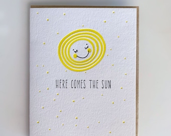 Carte d’encouragement, Carte d’amitié, Carte de quarantaine, Carte de réflexion sur toi pendant la distanciation sociale, Here Comes The Sun, juste parce que les cartes