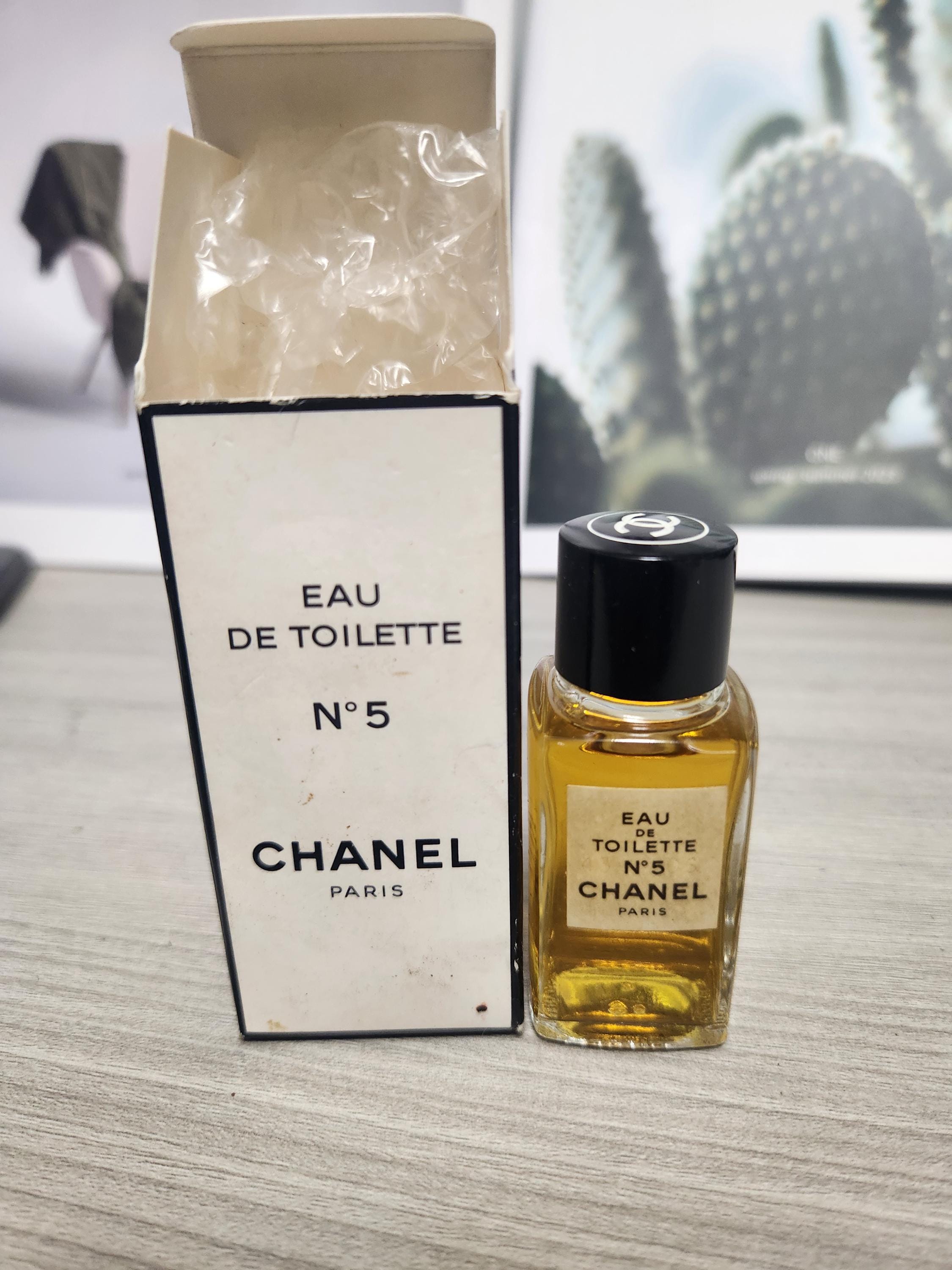 Chanel No 19 Vintage - Etsy