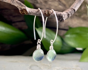 Light Green Rain Drop Earrings, Handmade Glass Unique Gifts for Women Boho Jewelry, Dainty Cottagecore Nature Earrings Earthy Jewelry