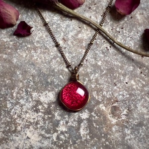 Blood Red Teardrop, Dark Red Jewelry Gothic Necklace Vintage Style Dark Jewelry, Vampire Aesthetic Blood Drop Pendant, Dark Fairycore Gift