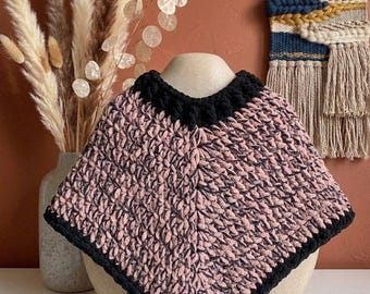 Modello per poncho all'uncinetto, taglie da neonato ad adulto, download digitale in PDF, poncho all'uncinetto Paintbox, modello per neonato, dolce regalo per baby shower.