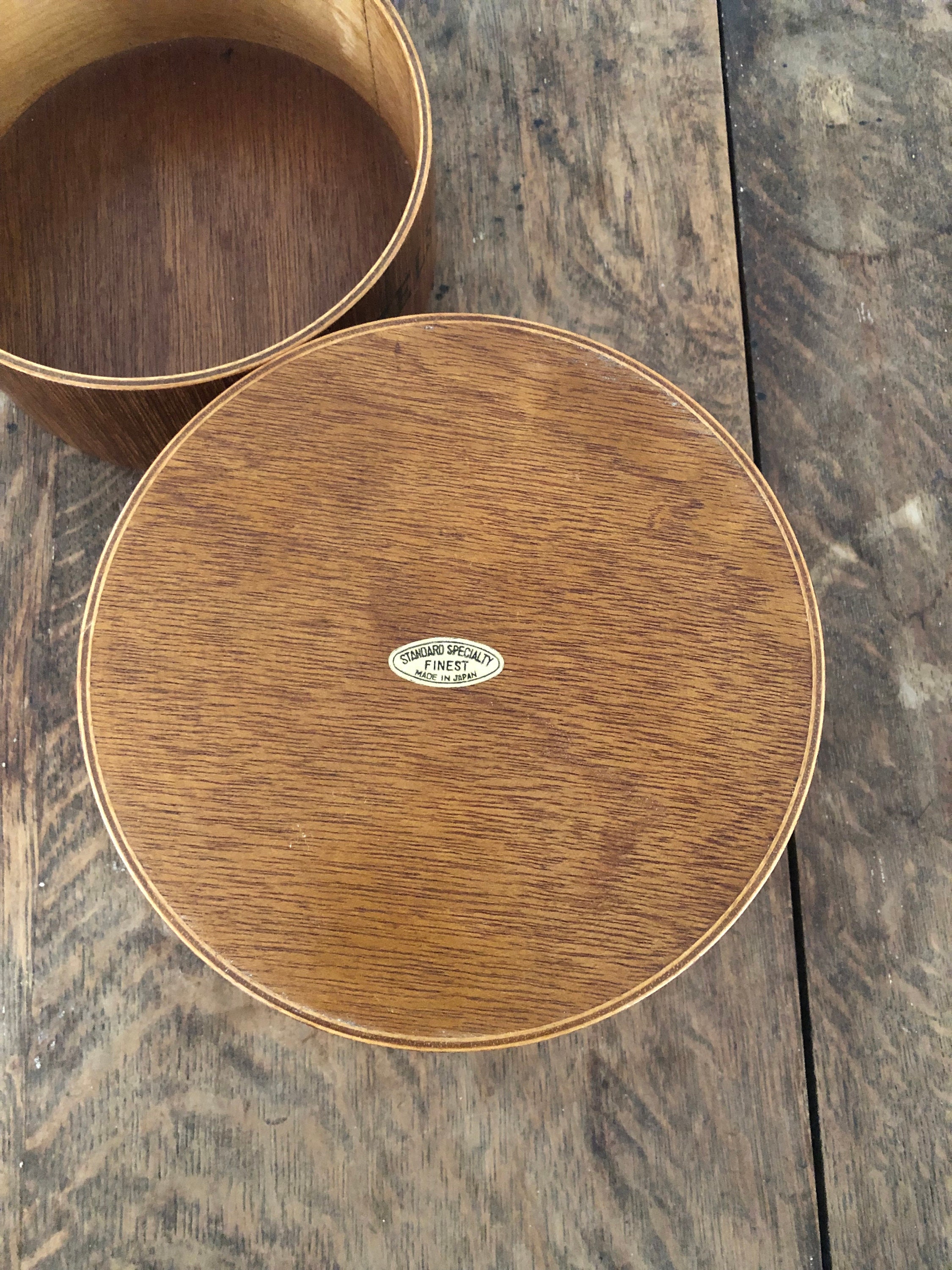 Vintage Standard Specialty Finest 1970s Teak Snack Bowls for