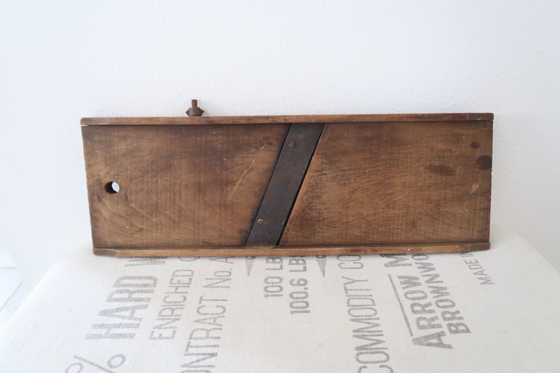 Vintage Wood Mandolin Vegetable Cabbage Slicer Adjustable Rustic Farmhouse Kitchen D\u00e9cor