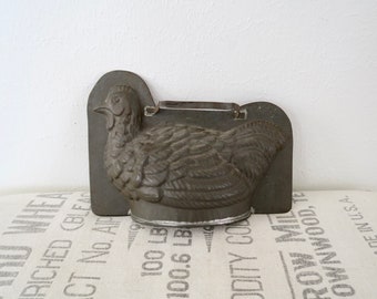 Vintage Large Aluminum Sitting Hen Rooster Candy Mold