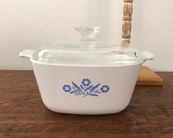 Vintage Corning Ware Blue Cornflower 1 3/4 Quart Casserole Baking Dish with Lid