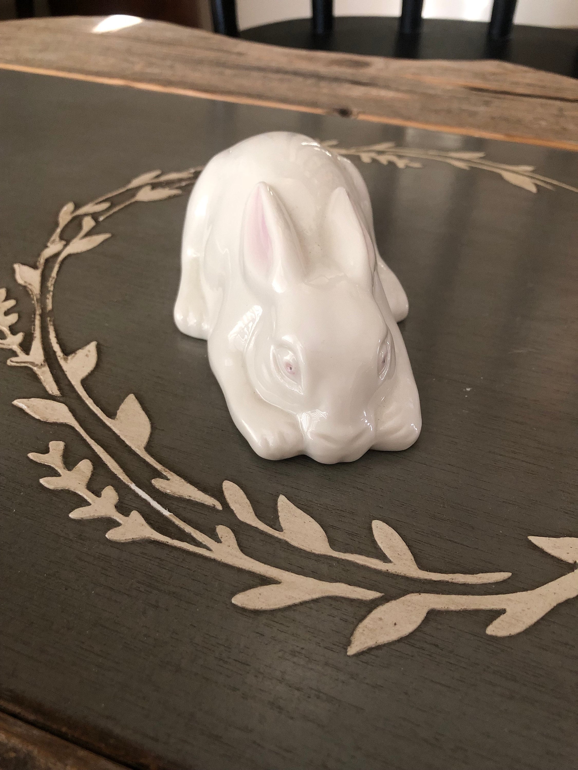 Belleek Vintage Bunny Rabbit Figurine White Fine Porcelain Hand Painted ...